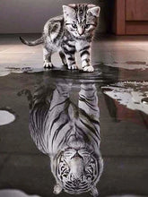 Charger l'image dans la galerie, Kit Point de Croix Chat qui se reflête en tigre