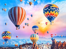 Charger l'image dans la galerie, Kit Point de Croix Montgolfières sous un soleil couchant