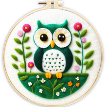 Charger l'image dans la galerie, Kit punch needle chouettes