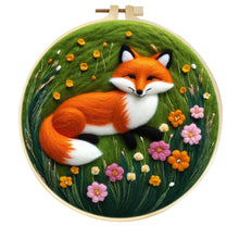 Charger l&#39;image dans la galerie, Kit punch needle chats, renards...
